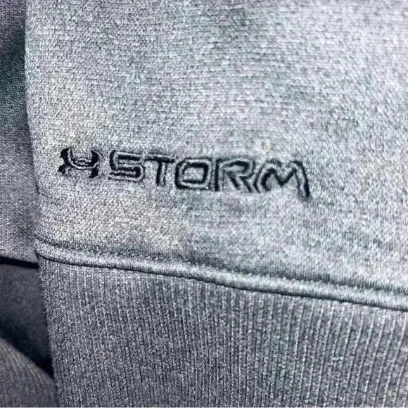 Under Armour STORM Mens Hoodie Sweater Pull Over Gray Medium ColdGear - Picture 4 of 5